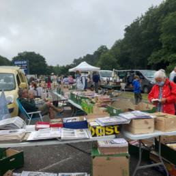 les puces de Riec déballages brocante